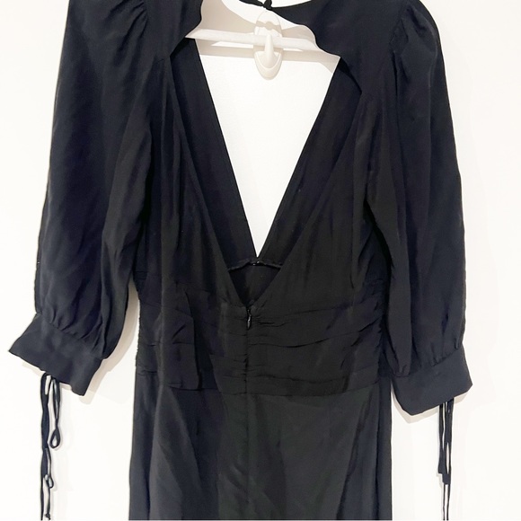For Love & Lemons Georgi Open Back Tie Sleeve Low V Front Jumpsuit Black Small - Picture 9 of 13